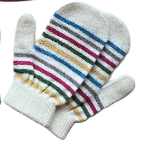 Xhiliration Toddler Knit Beanie White w/ Pink Trim 2 Prs Knit Mittens Blue Multi - Picture 4 of 4